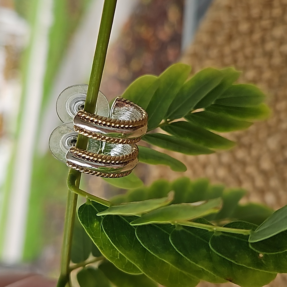 Mixed metal huggies hoop earrings‎ gold silver